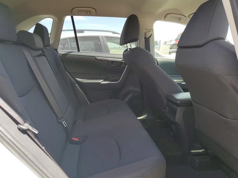 2019 TOYOTA RAV4 LE 11
