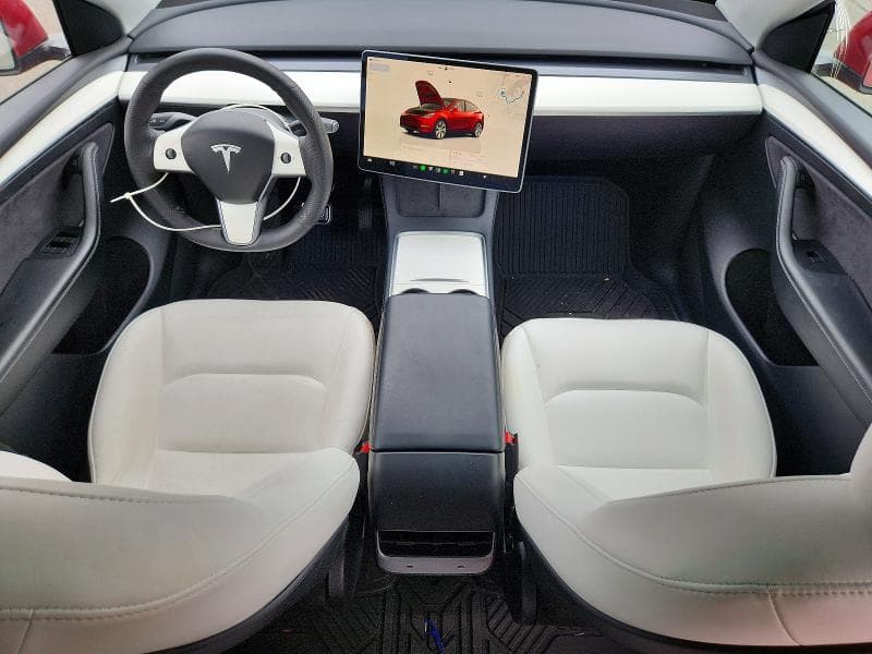 2022 TESLA MODEL Y 8