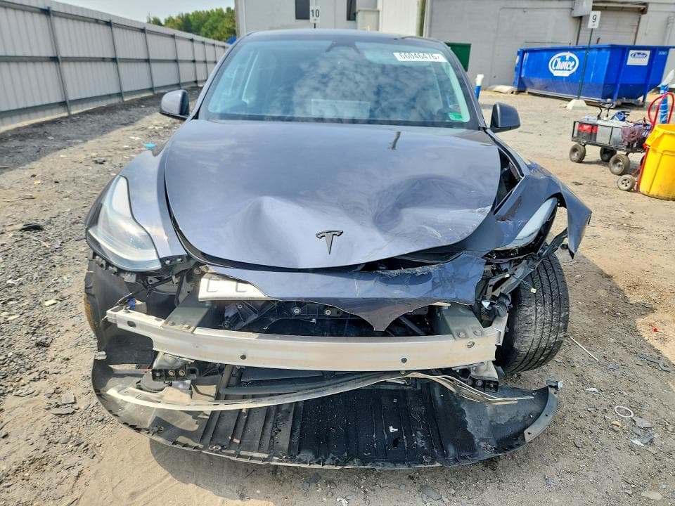2023 TESLA MODEL Y 5