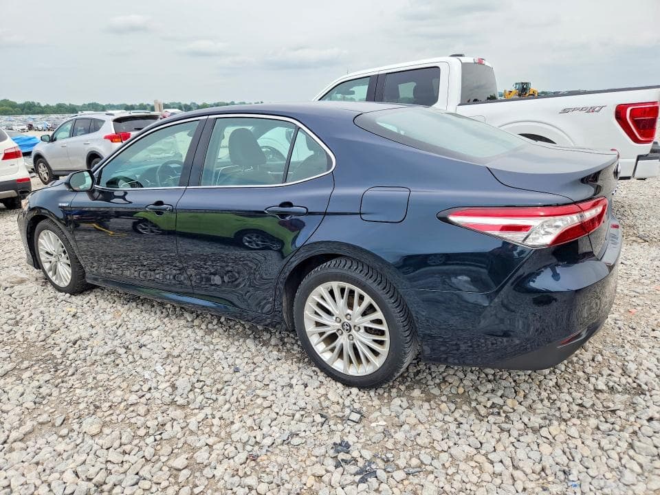 2018 TOYOTA CAMRY HYBRID XLE 2