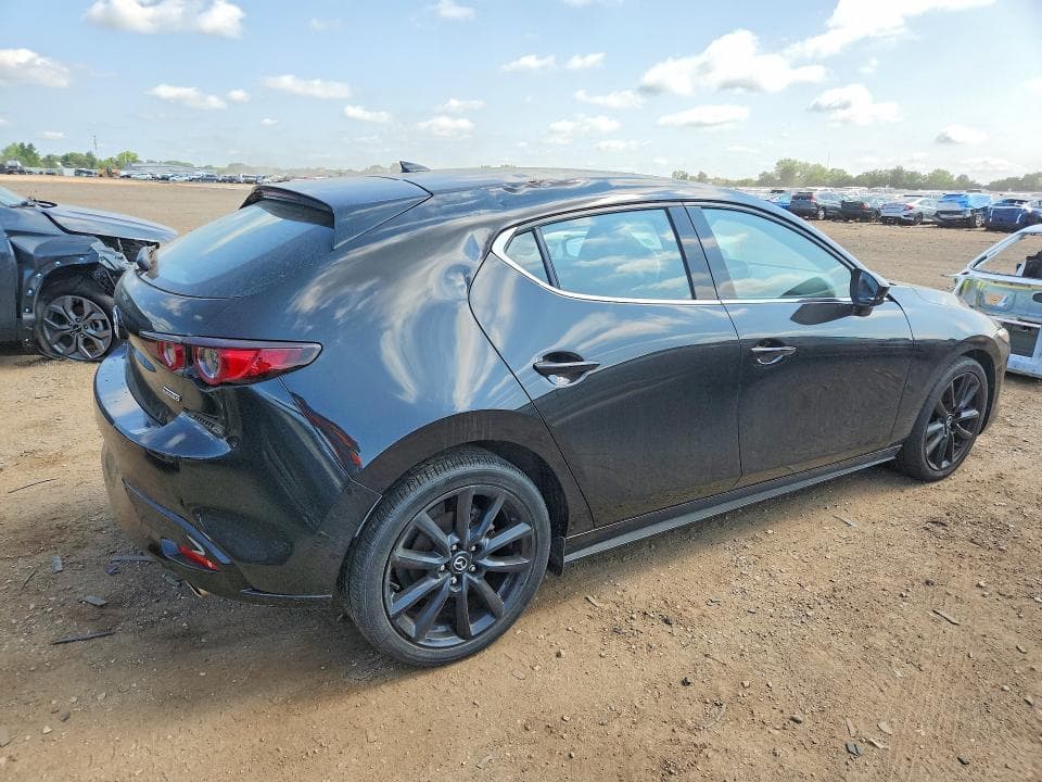 2021 MAZDA 3 PREMIUM 3