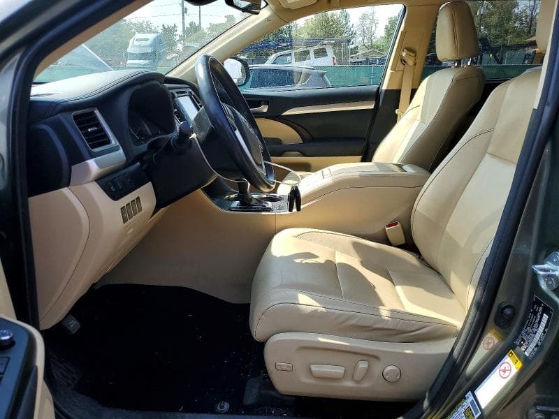 2017 TOYOTA HIGHLANDER XLE 7