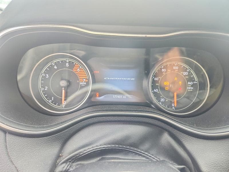 2020 JEEP CHEROKEE LIMITED 9