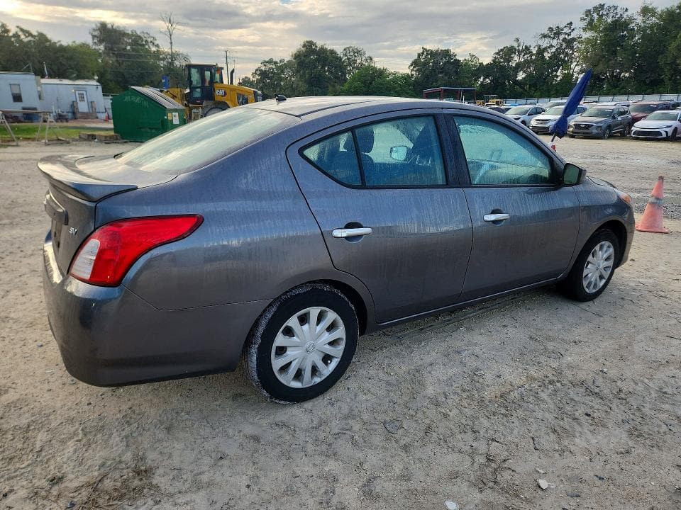 2017 NISSAN VERSA 1.6 SV 3