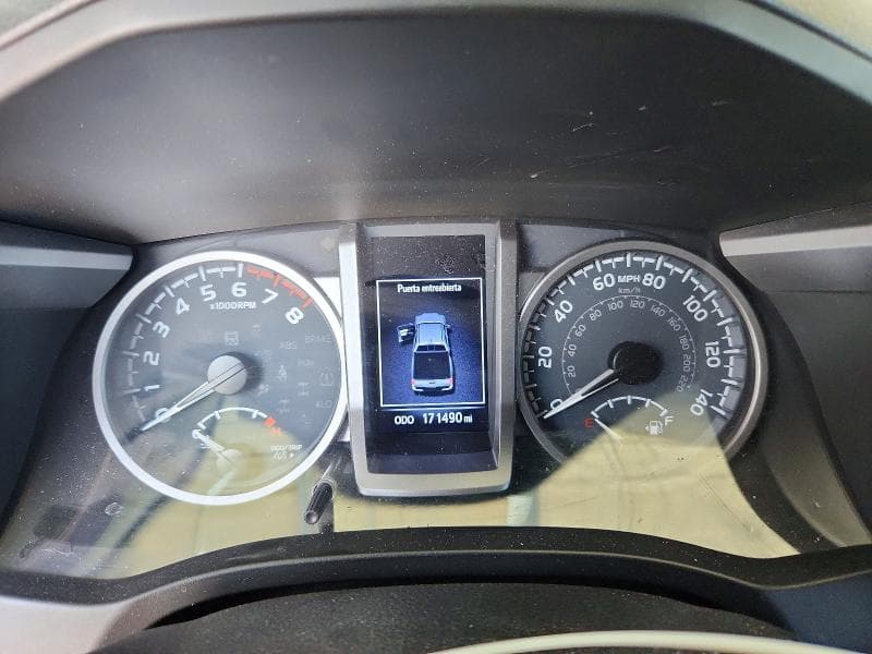 2020 TOYOTA TACOMA SR5 V6 9