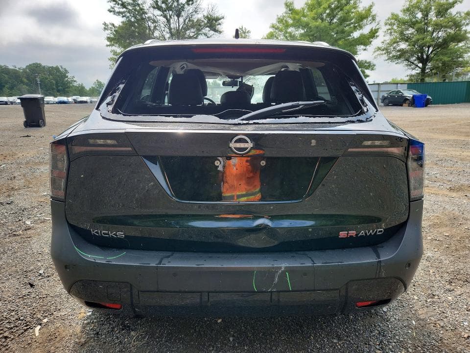 2026 NISSAN KICKS SR 6