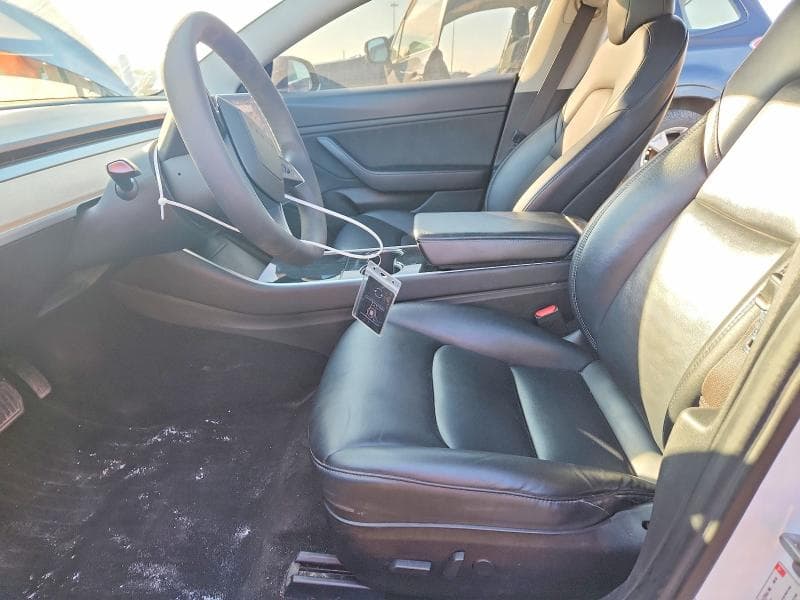 2018 TESLA MODEL 3 7