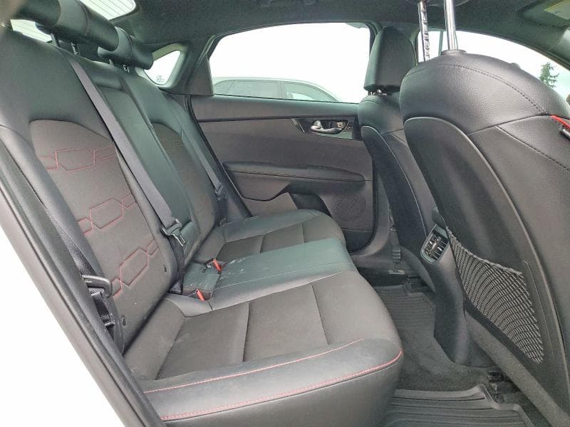 2021 KIA FORTE GT 10