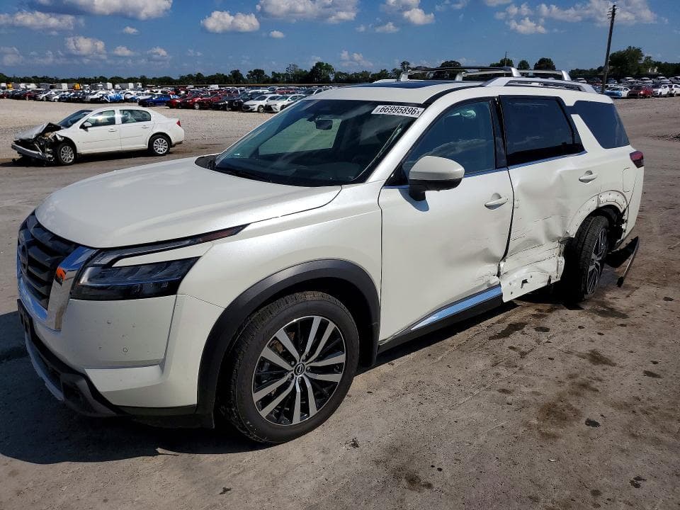 2023 NISSAN PATHFINDER PLATINUM - 1