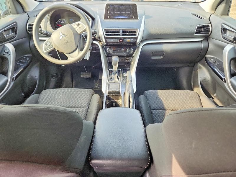 2019 MITSUBISHI ECLIPSE CROSS LE 8