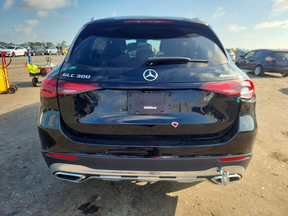 2024 MERCEDES-BENZ GLC 300 4MATIC 6