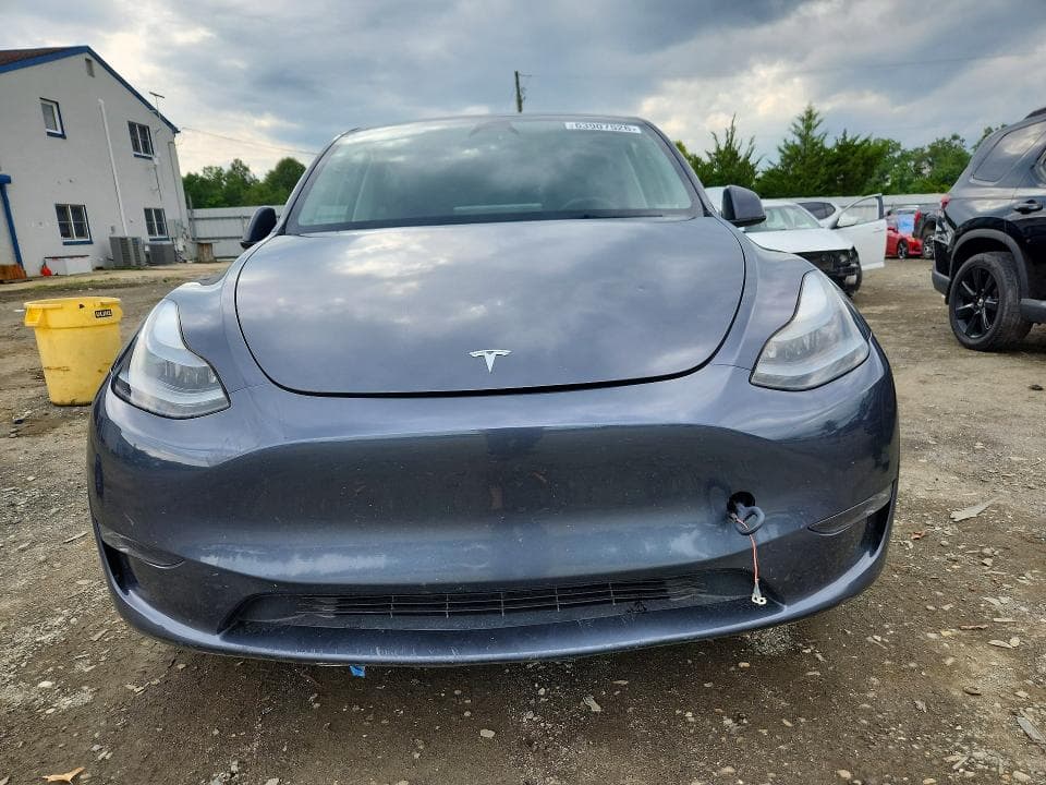 2023 TESLA MODEL Y 5