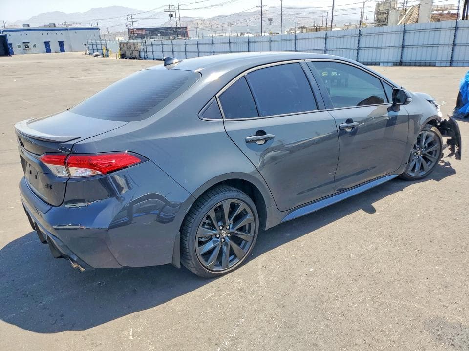 2026 TOYOTA COROLLA SE 3