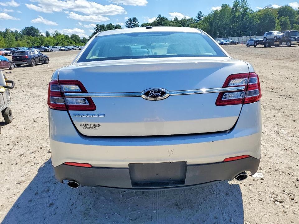 2018 FORD TAURUS SE 6