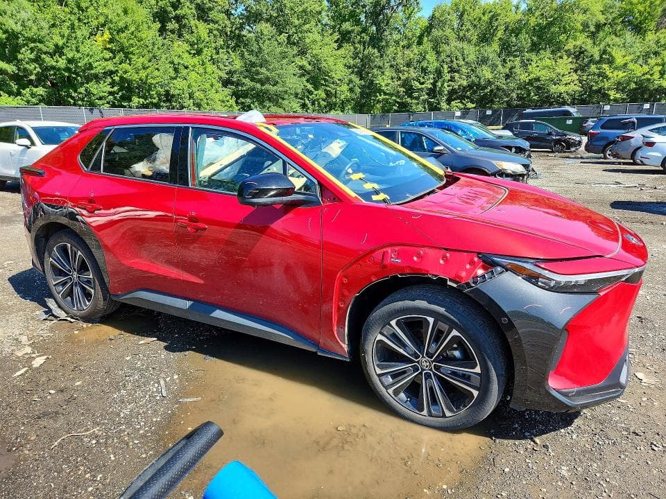2024 TOYOTA BZ4X LIMITED 4
