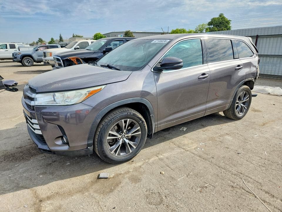 2018 TOYOTA HIGHLANDER LE PLUS - 1