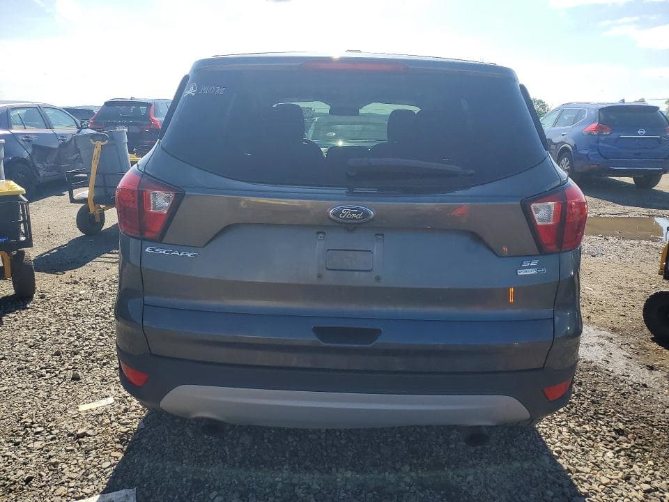 2019 FORD ESCAPE SE 6