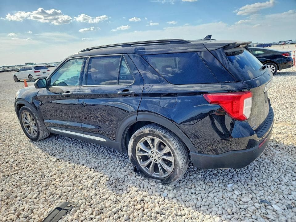 2020 FORD EXPLORER XLT 2