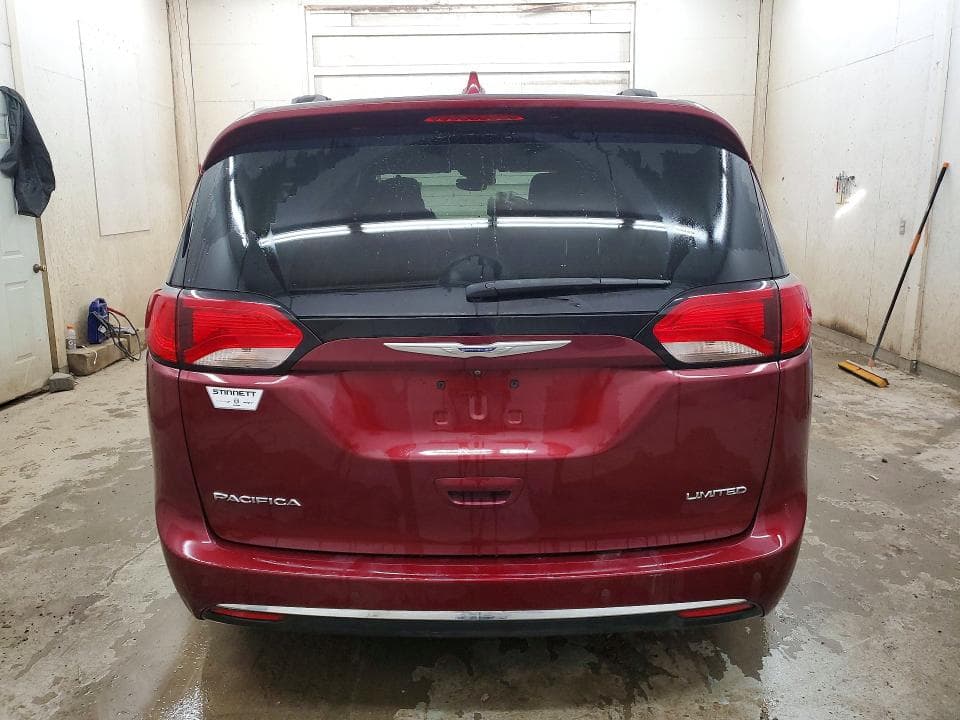 2020 CHRYSLER PACIFICA LIMITED 6
