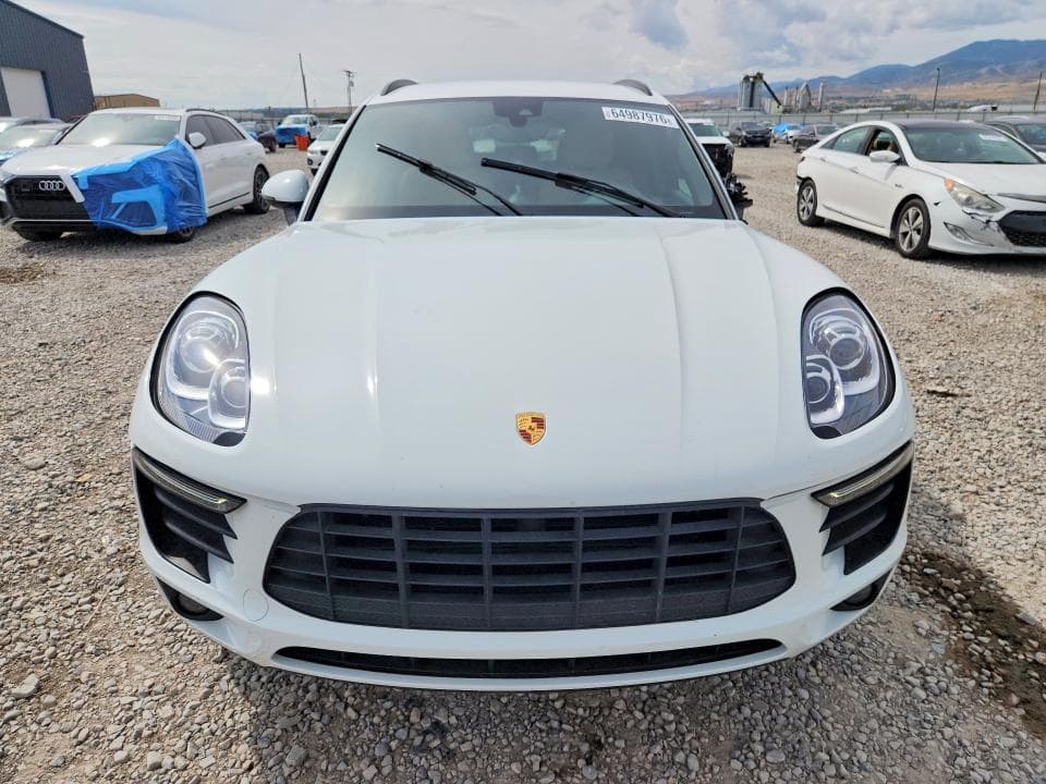 2017 PORSCHE MACAN 5