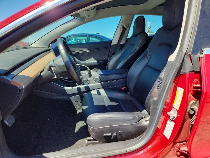2018 TESLA MODEL 3 7