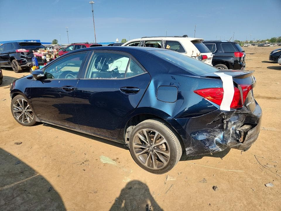 2019 TOYOTA COROLLA SE 2