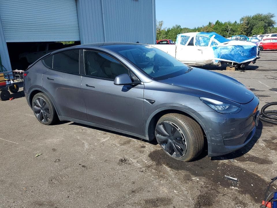 2021 TESLA MODEL Y 4
