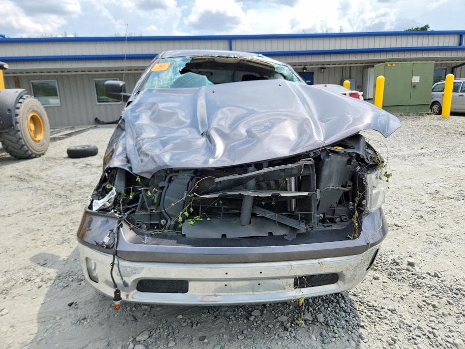 2022 RAM 1500 CLASSIC TRADESMAN 5