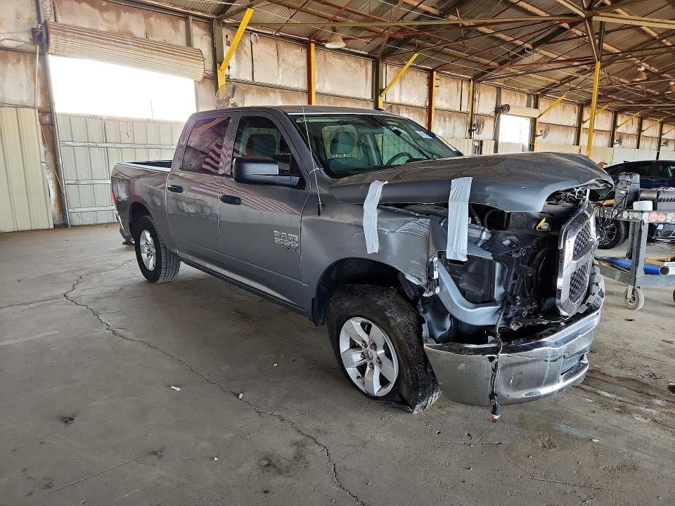 2022 RAM 1500 CLASSIC TRADESMAN 4