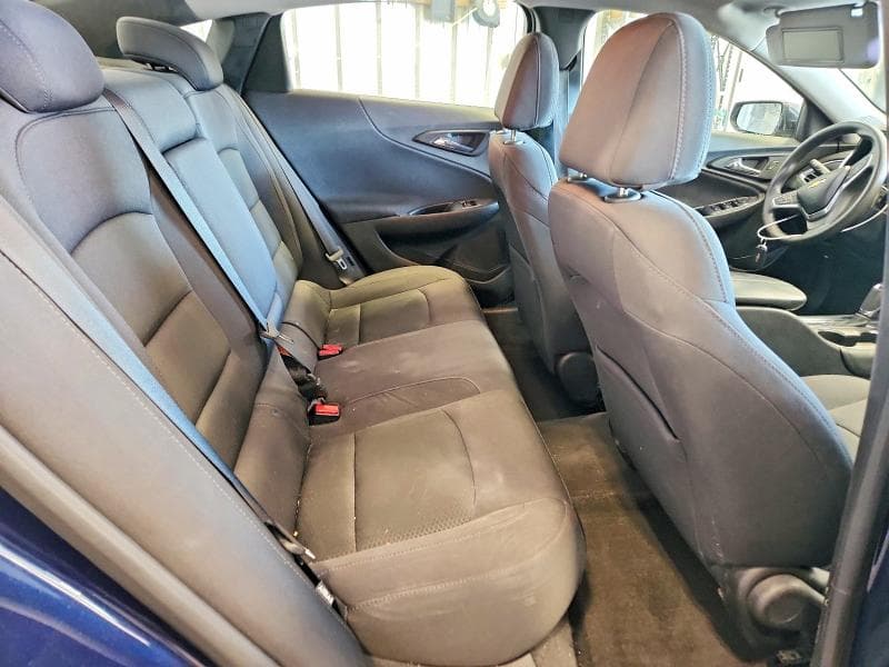 2017 CHEVROLET MALIBU LT 10