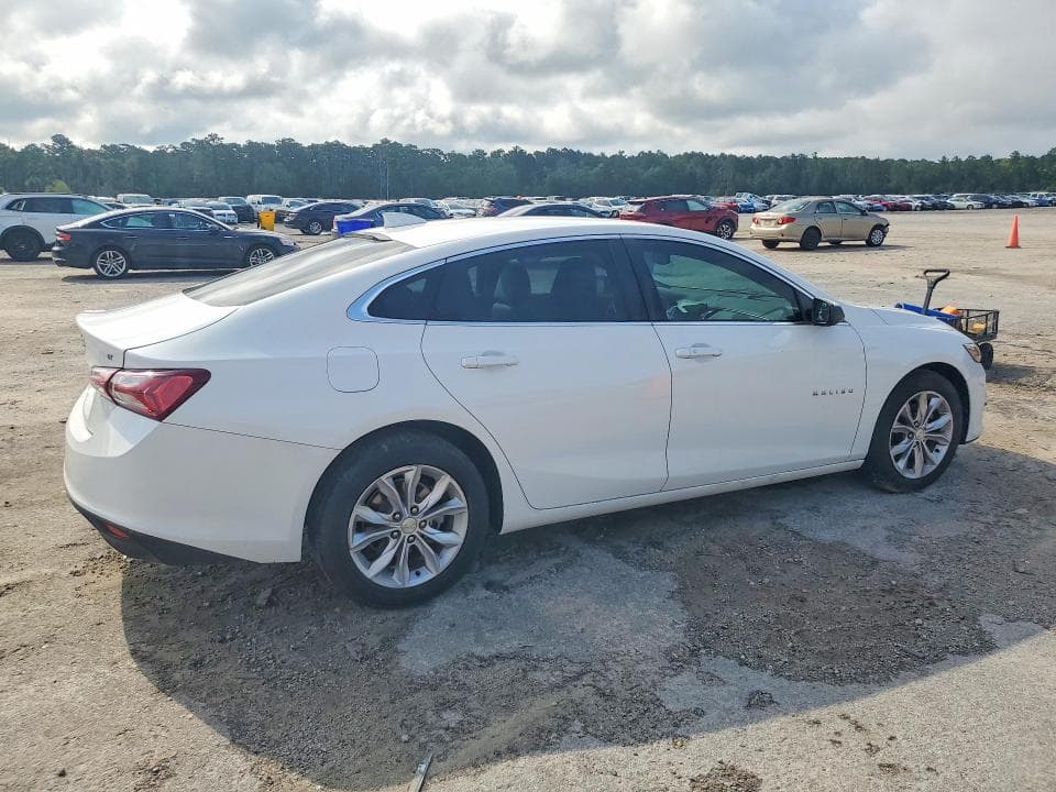 2019 CHEVROLET MALIBU LT 3