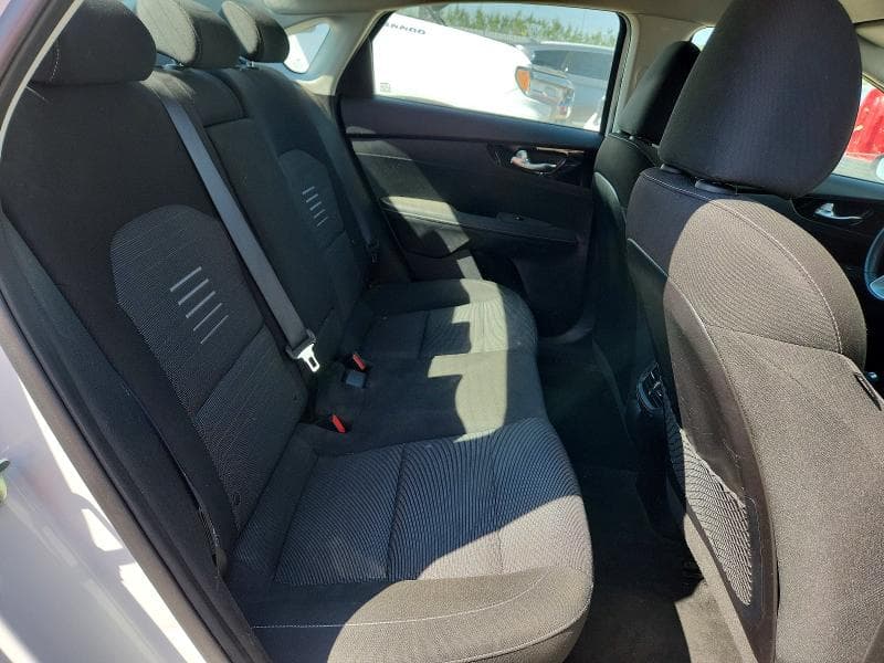 2019 KIA FORTE EX 10