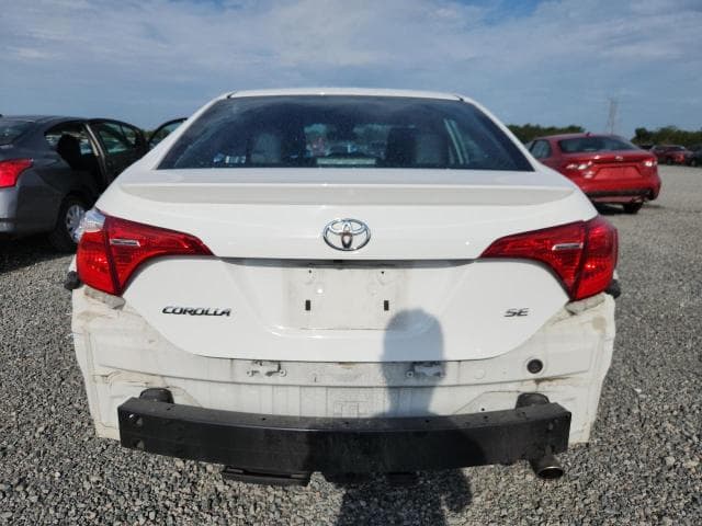 2017 TOYOTA COROLLA SE 6