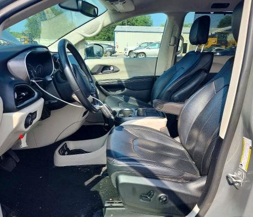 2020 CHRYSLER PACIFICA TOURING L 7
