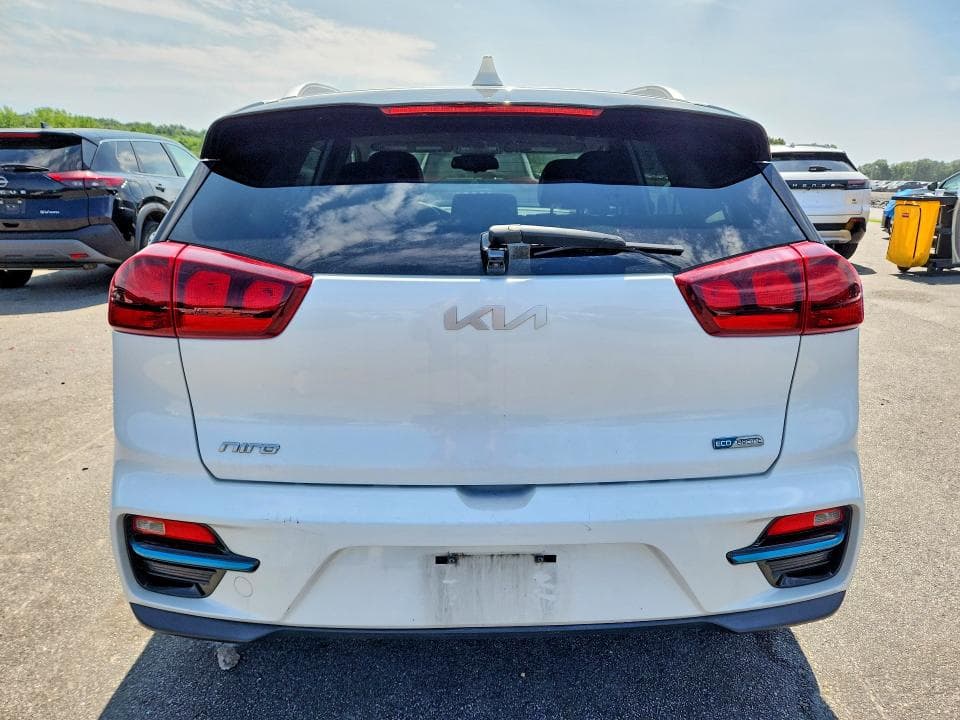 2022 KIA NIRO EV S 6