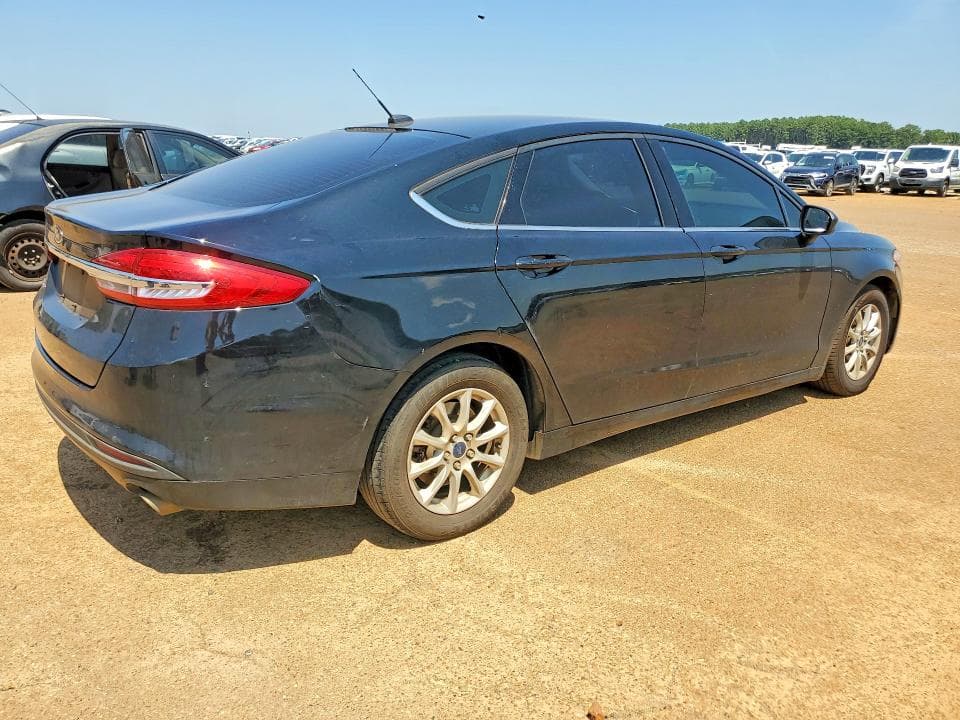 2018 FORD FUSION S 3