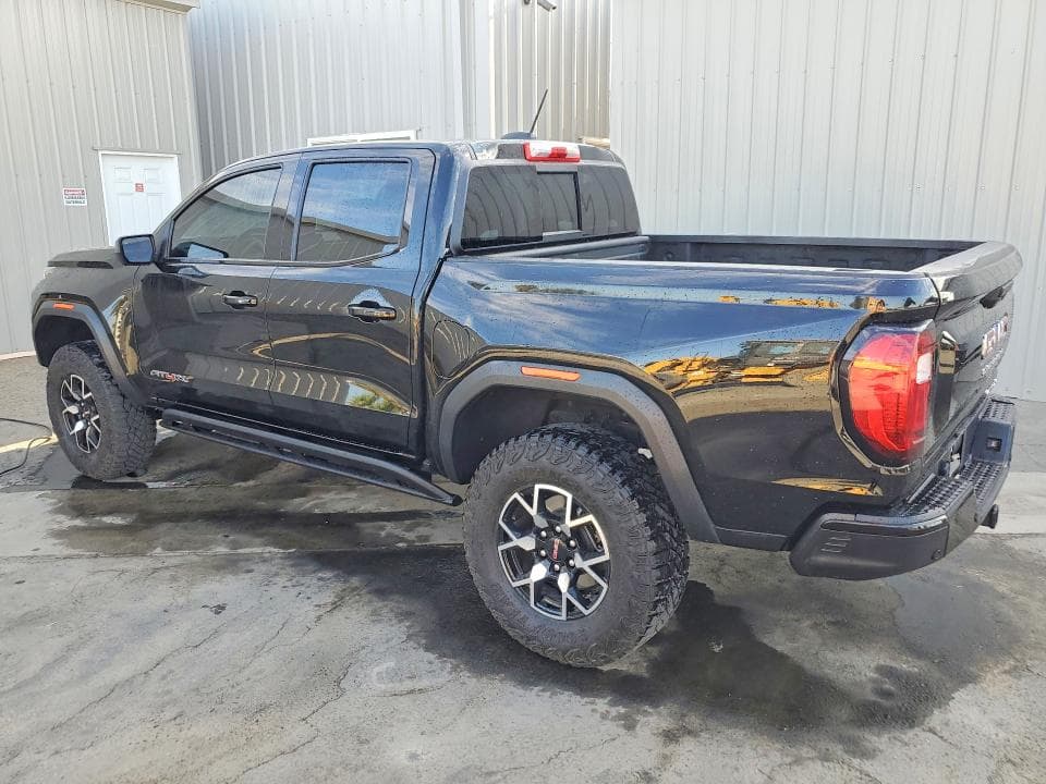 2024 GMC CANYON AT4X 2