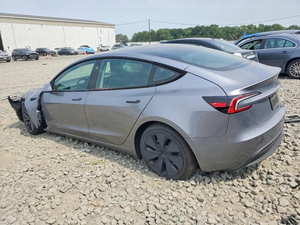 2025 TESLA MODEL 3 2