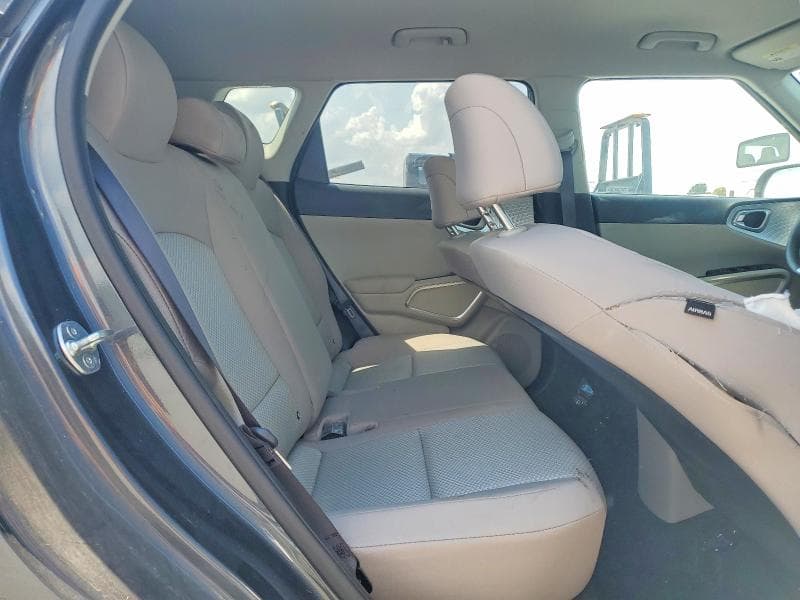 2024 KIA SOUL LX 11