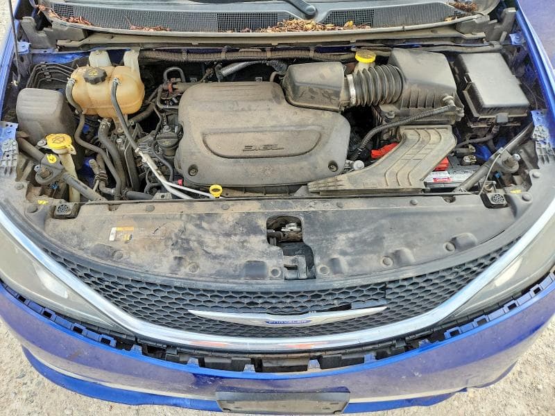 2020 CHRYSLER PACIFICA LIMITED 12
