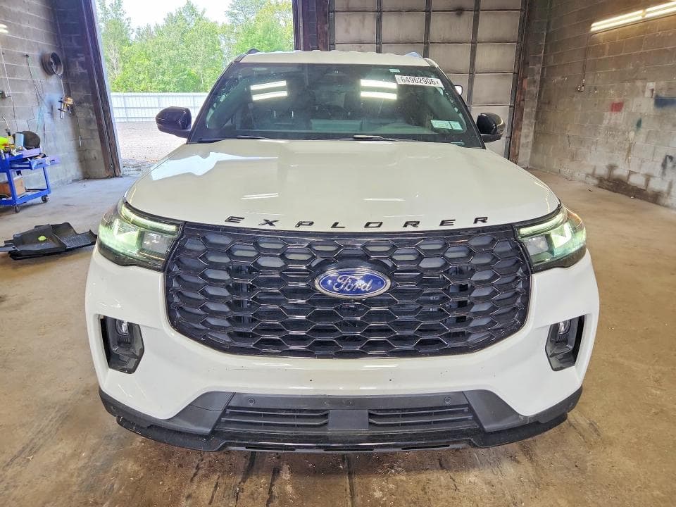 2025 FORD EXPLORER ST-LINE 5