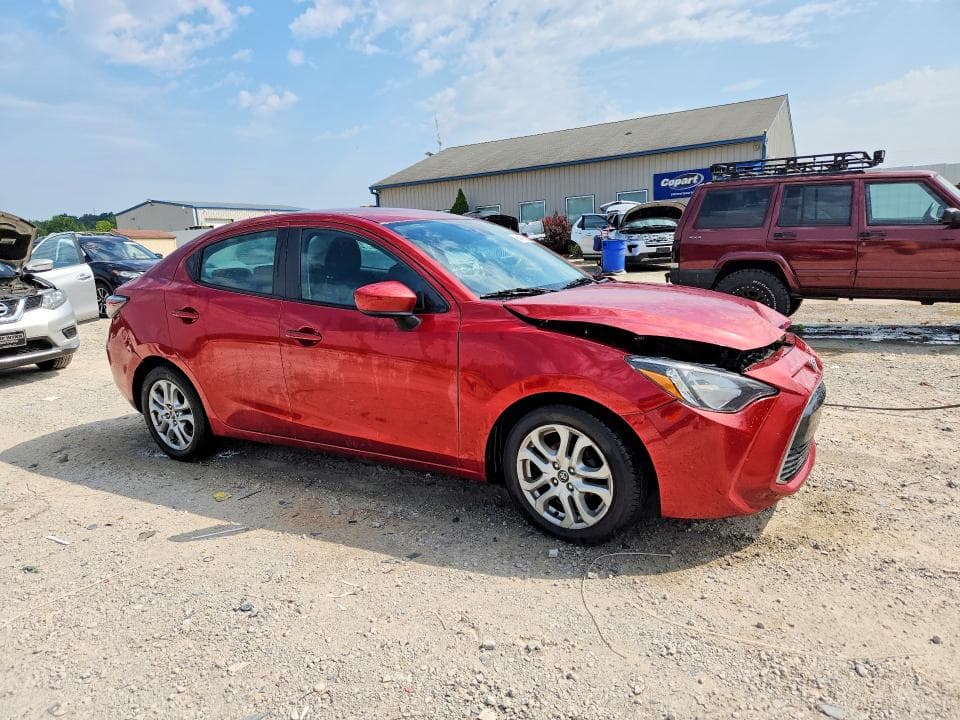 2017 TOYOTA YARIS IA BASE 4