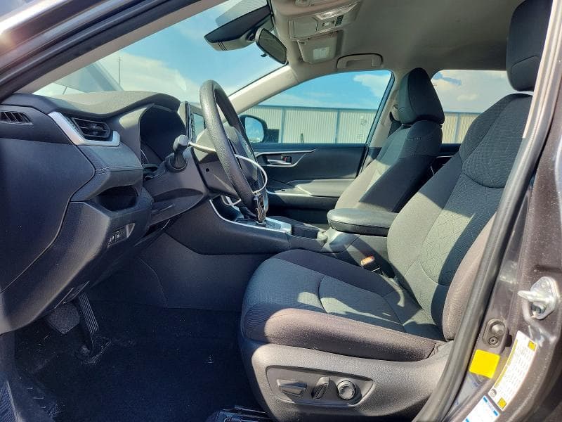 2022 TOYOTA RAV4 XLE 7