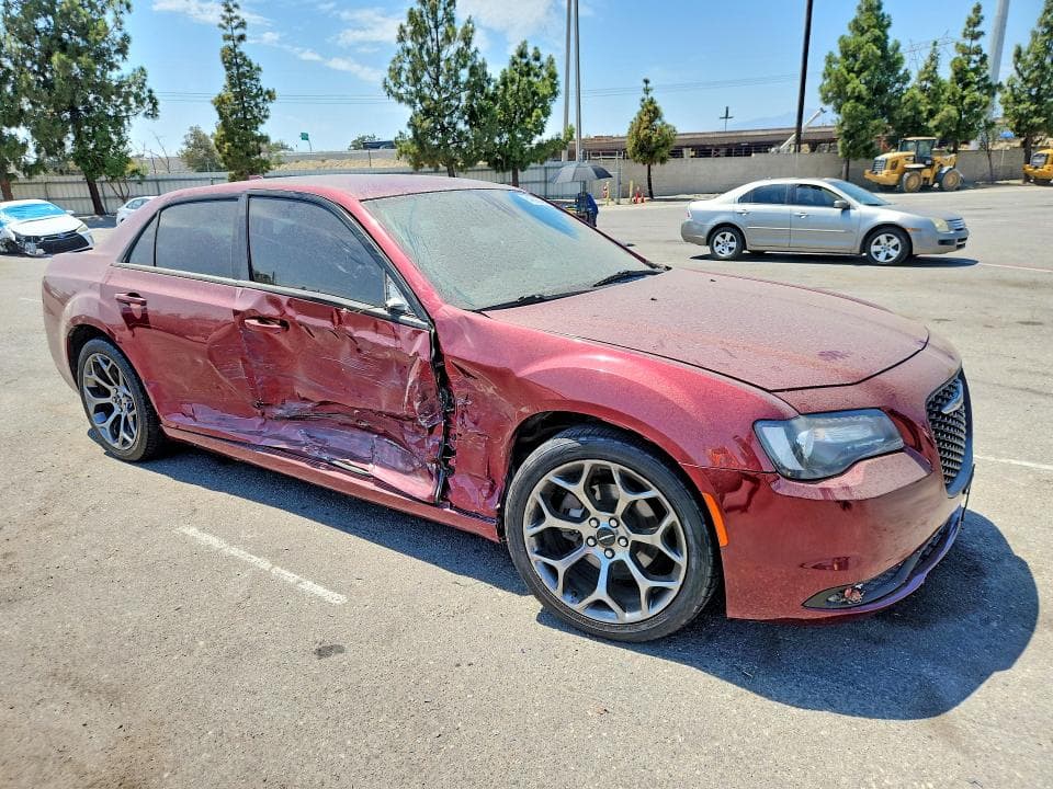2018 CHRYSLER 300 TOURING 4