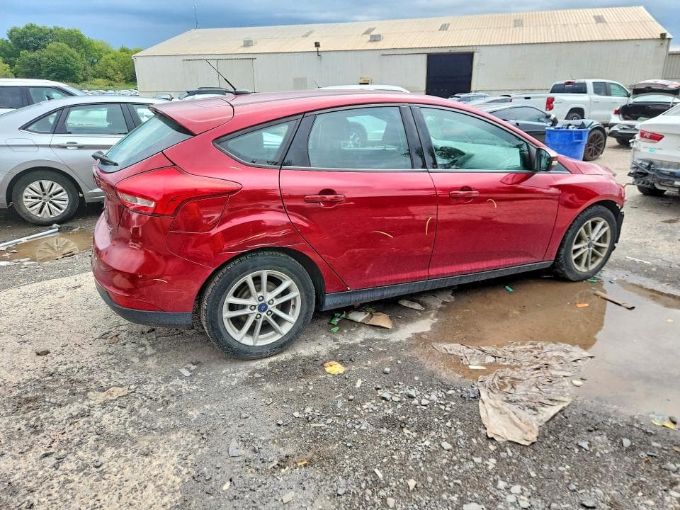 2017 FORD FOCUS SE 3