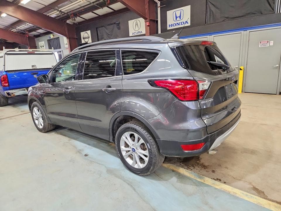 2019 FORD ESCAPE SEL 2