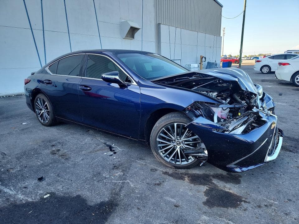 2025 LEXUS ES 300H BASE 4