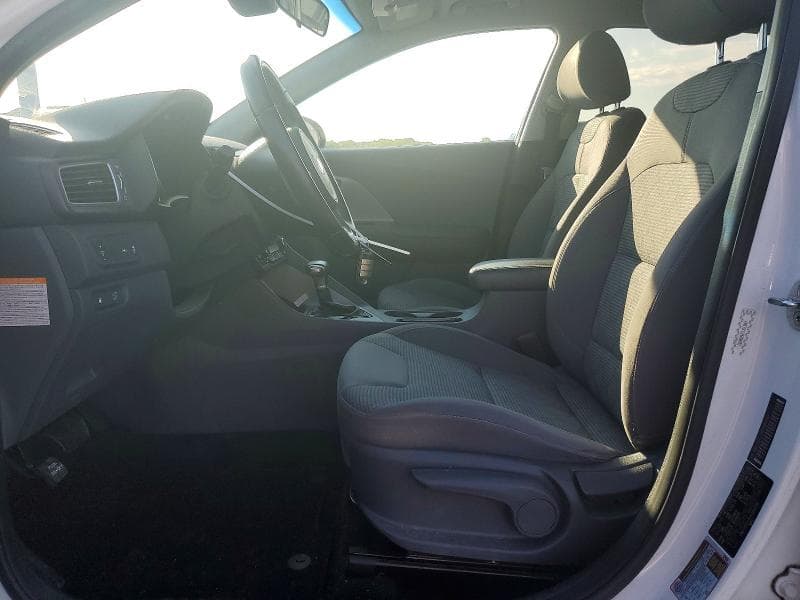 2017 KIA NIRO LX 7