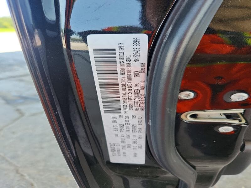 2017 RAM 1500 SLT 12