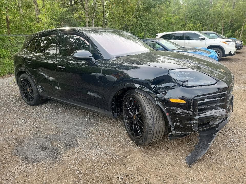 2024 PORSCHE CAYENNE S 4